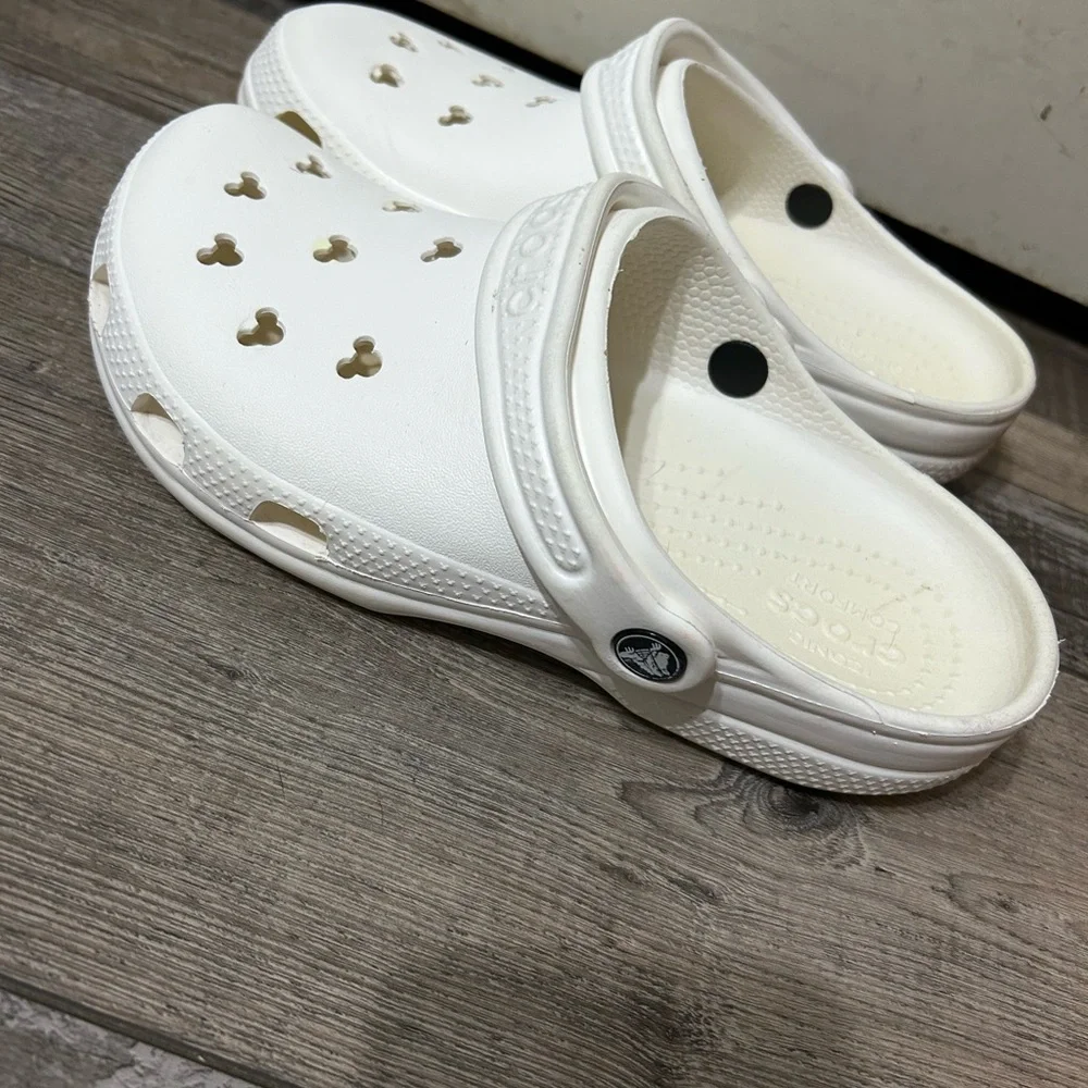 Disney Mickey Mouse CROCS Classic White Clogs - Picture 5 of 11